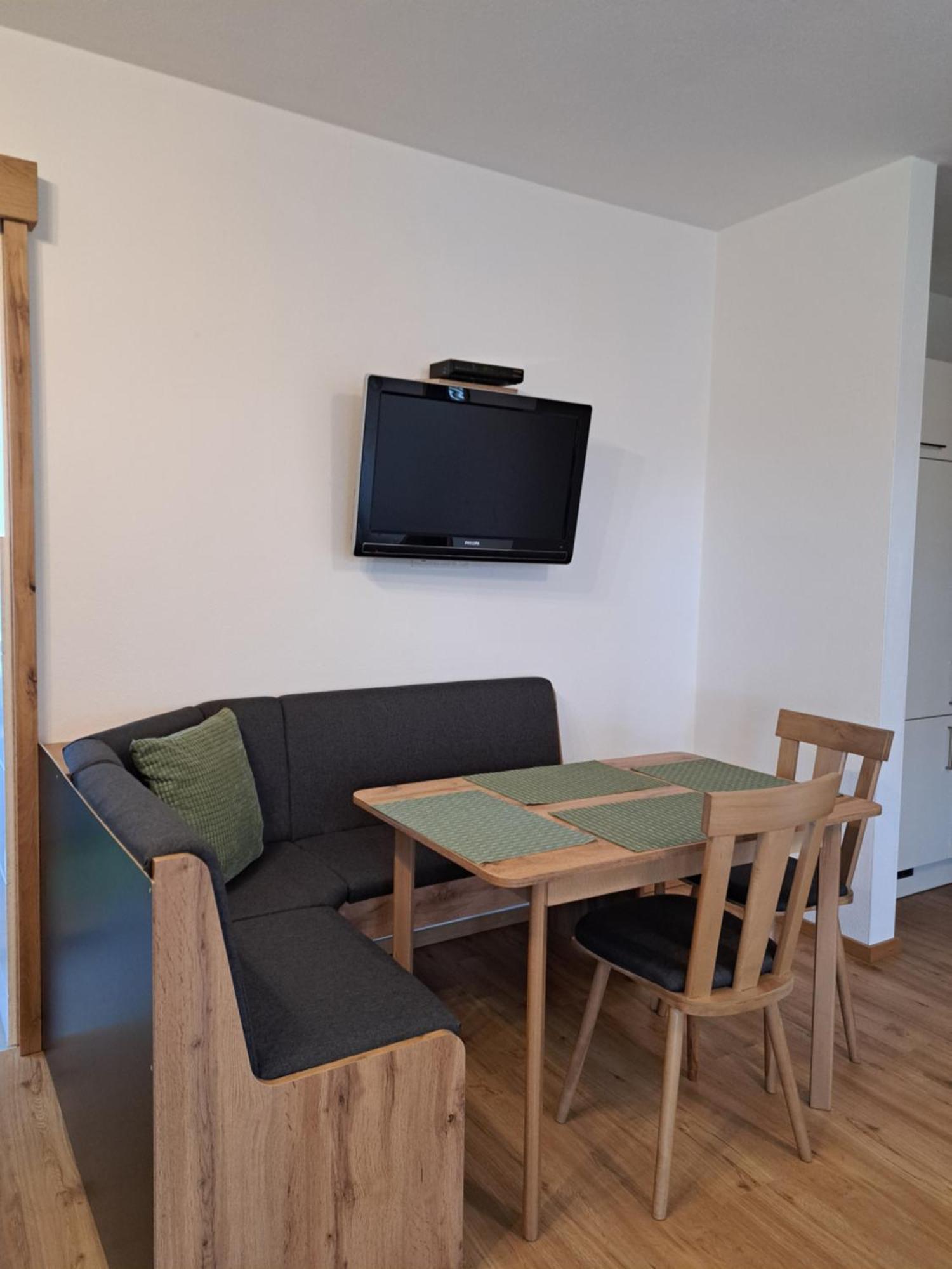 Ferienwohnung Abenthung Grinzens Exterior photo